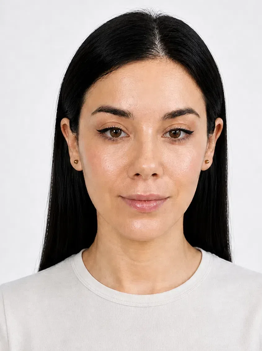 Classic wing - eye makeup option