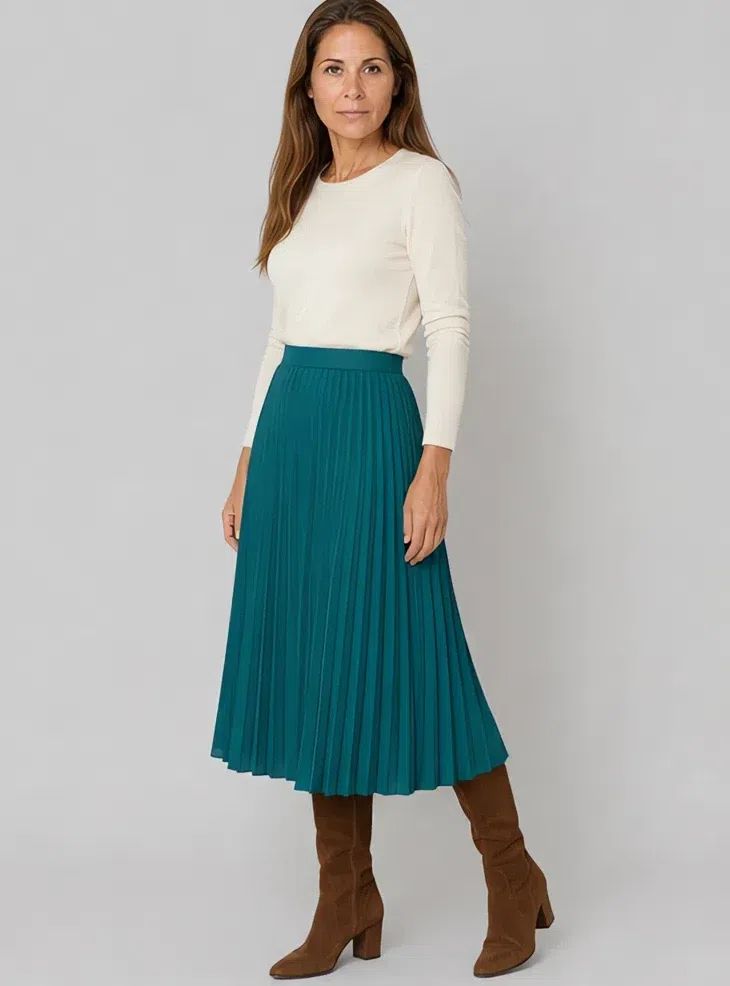 Teal pleated midi skirt with a cream top, Light complexion