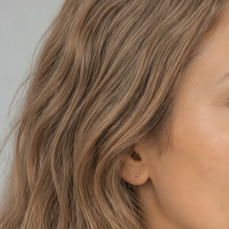 Sandy beige blonde natural hair, Soft Autumn