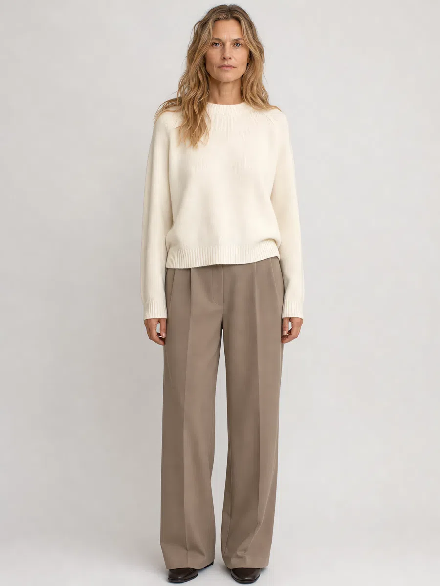 Soft Summer cream sweater in ivory, Deep complexion