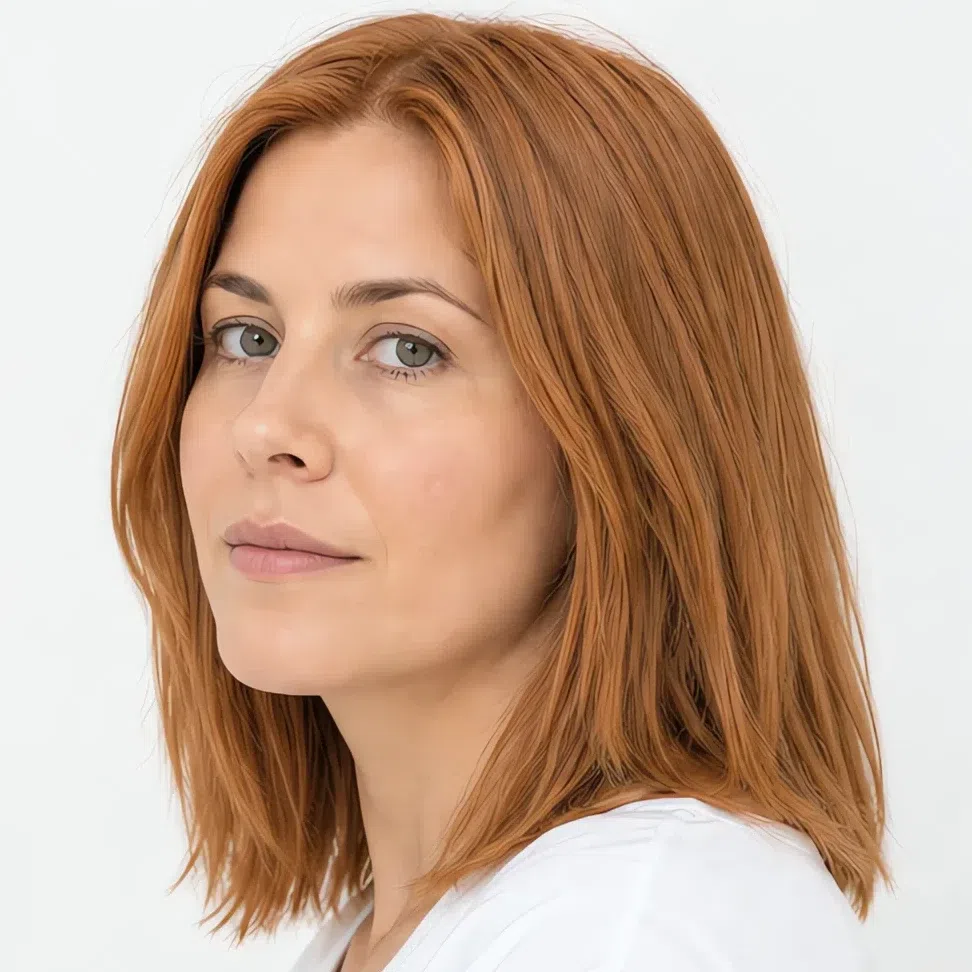 Level 7 copper hair color, a 7.4