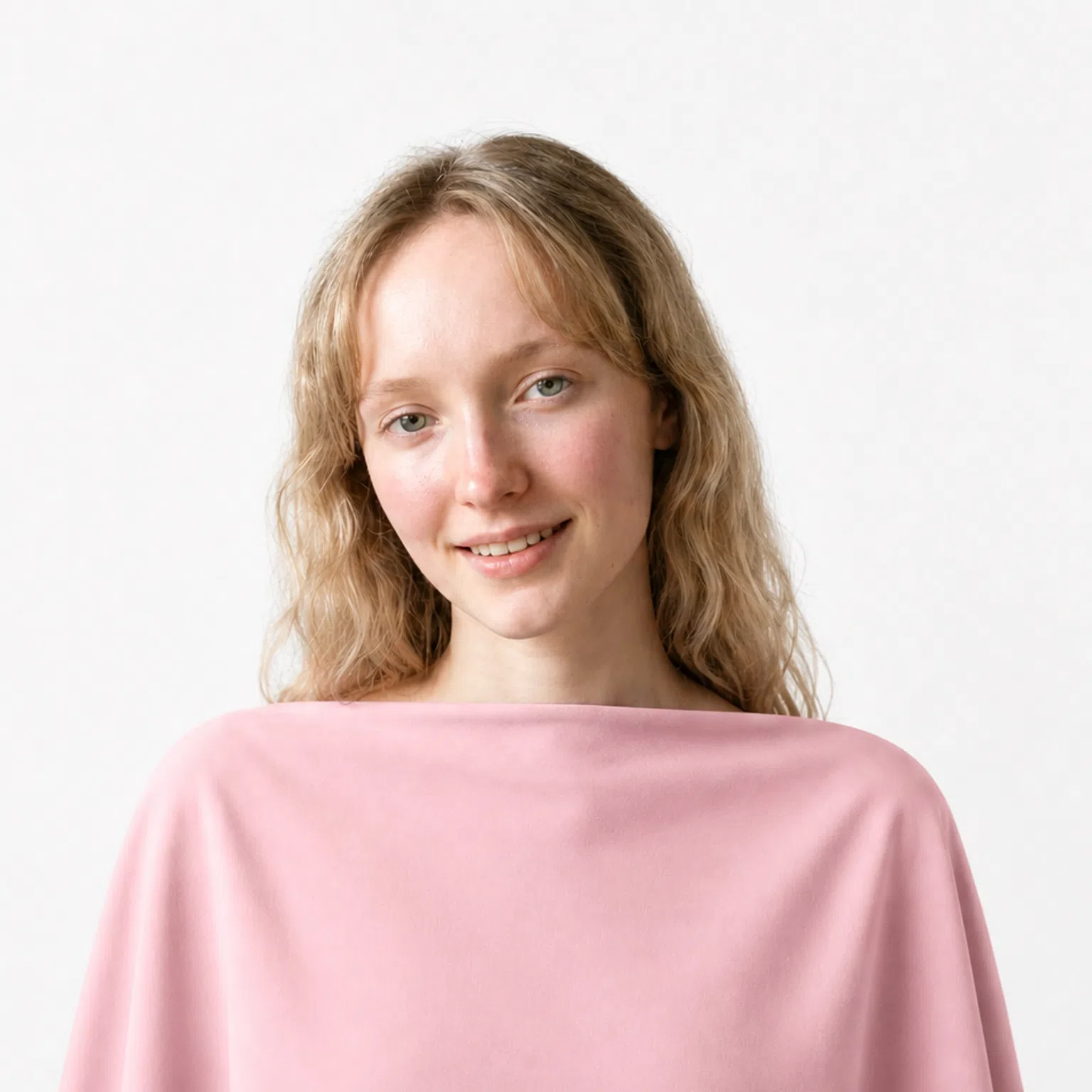 Light coloring Light coloring - a Light Summer model in a rose pink drape