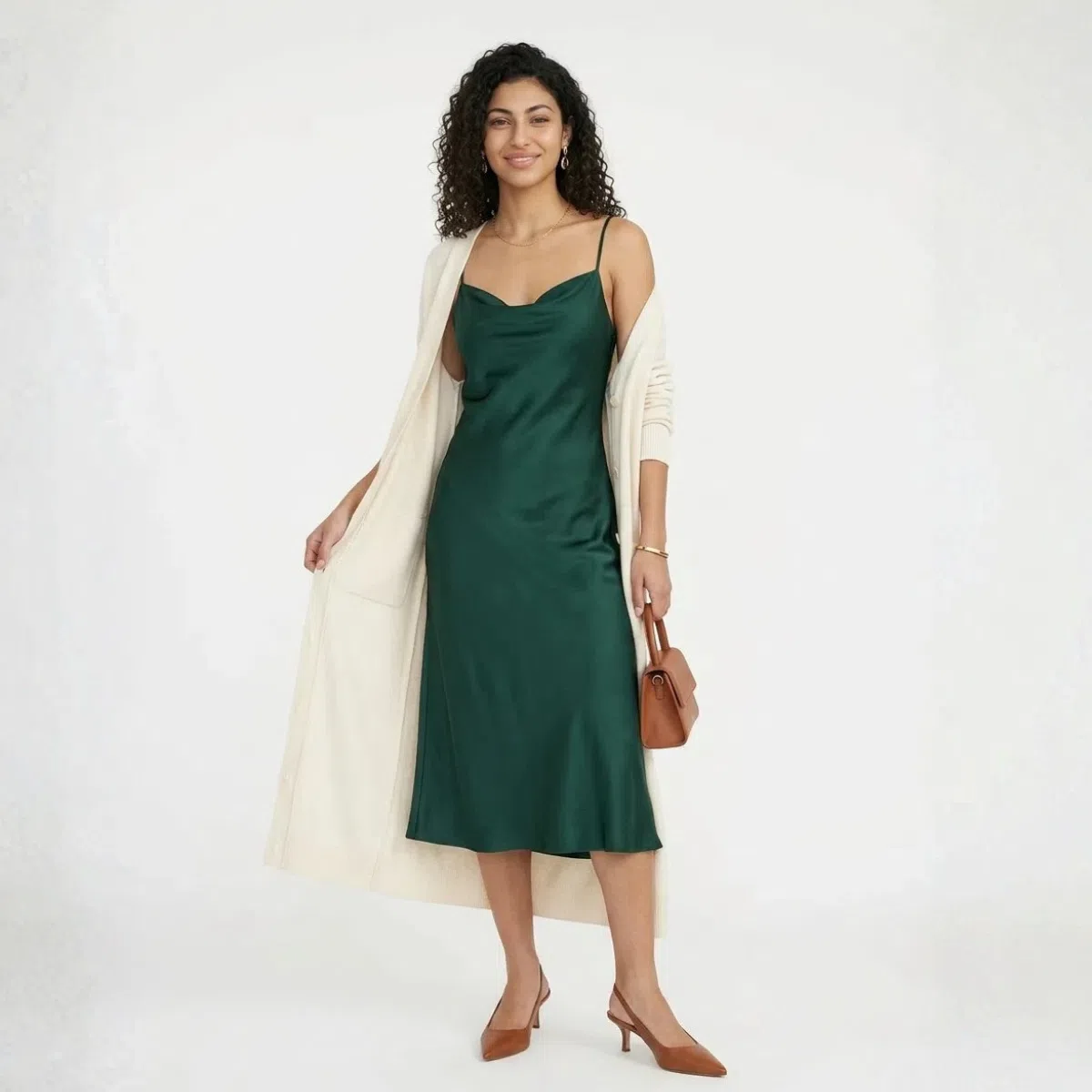 Capsule wardrobe - base outfits chosen from your photo